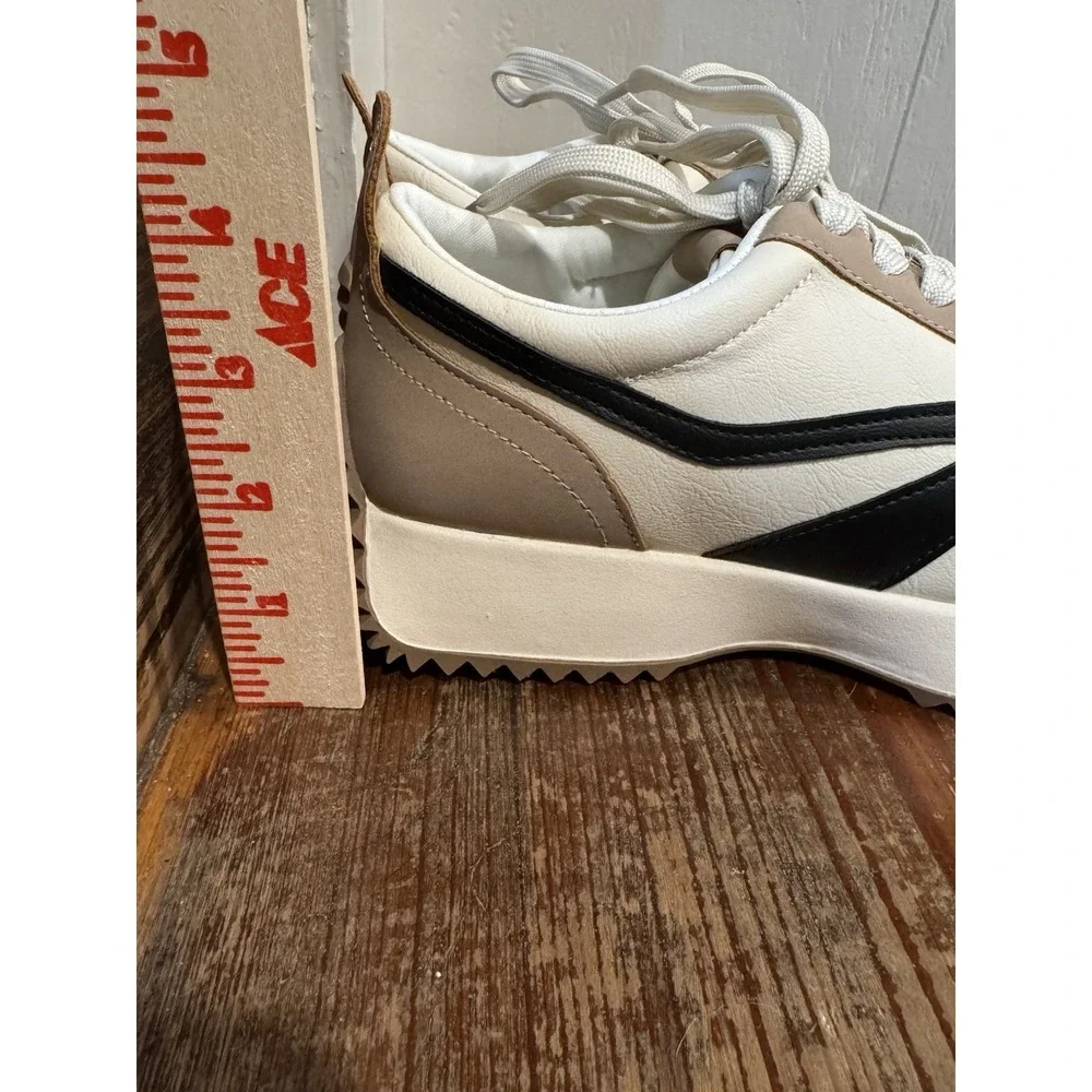 DV Dolce Vita Women's Sz 8.5 Bynx Platform Sneakers Neutral Chunky EUC
